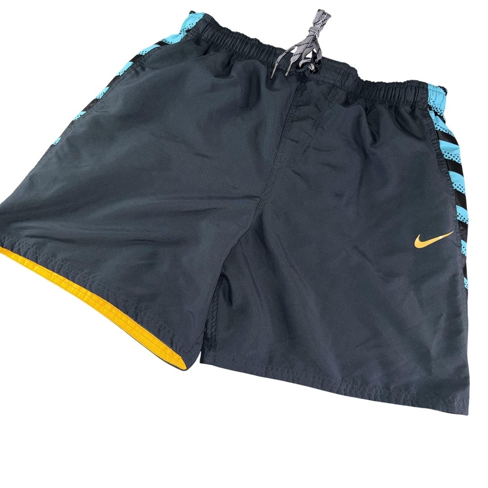 Nike Shorts Mens XL Black Chevron Swim Trunks Mesh Lined Swoosh Pockets